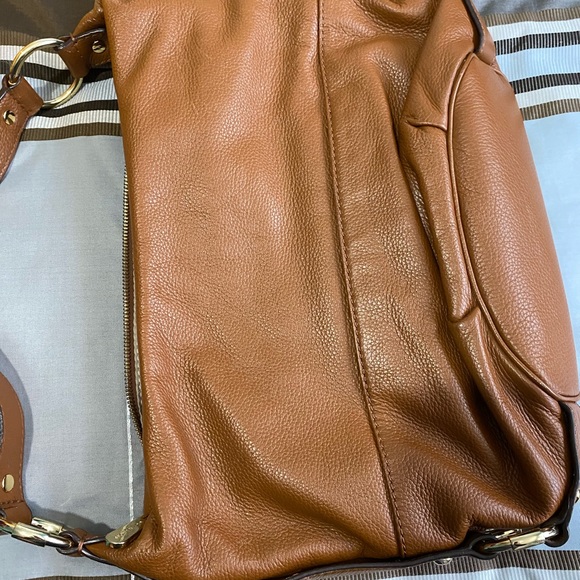 Michael kors purse - Picture 2 of 3